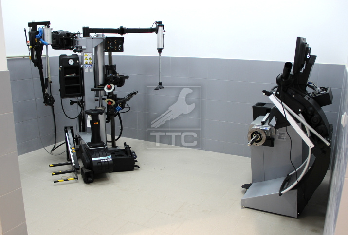 Mercur Auto - Porsche Алма-Ата (Фотография - 13)